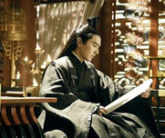 夜华为什么要挖素素的眼睛？夜华不喜欢素素吗