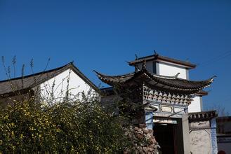 白族的建筑有啥风格？白族人的住宅是啥样的