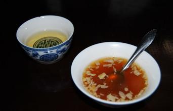 乳扇是什么？为什么会出现在白族茶道里