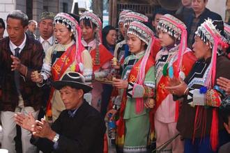 哈尼族过春节都有啥习俗？是怎样祭祀的