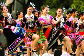 黎族习俗 黎族女子在生孩子时有何习俗