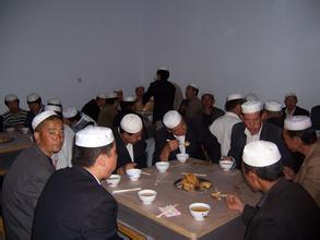 撒拉族习俗 撒拉族有着怎样的丧葬习俗