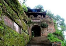 襄阳之战第三阶段：蒙哥战死钓鱼城 蒙军撤退