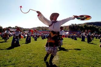裕固族节日 裕固族的九月大会是怎样的
