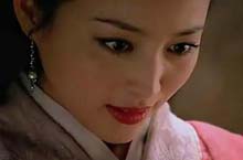 武松杀潘金莲的时候为什么还要扒光她的衣服？