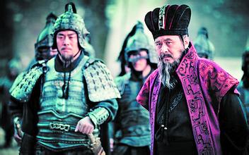 是谁说服了吴国孙权开始抗拒曹操？是诸葛亮吗