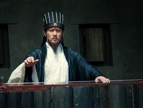 为何说诸葛亮的用人思想是狭隘的？体现在哪里