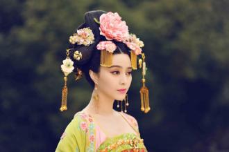 武则天名字的来历是怎样的？武则天生平简介