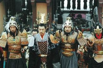 是什么原因导致秦朝的灭亡？与秦始皇有何关系