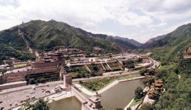 明太祖朱元璋与建文帝朱允炆为何没葬入十三陵