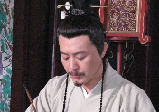 杨玉环堂兄杨国忠度夏消暑：竟取大冰使匠琢为山