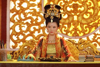 武则天是怎样称帝的？武则天为称帝都做了什么