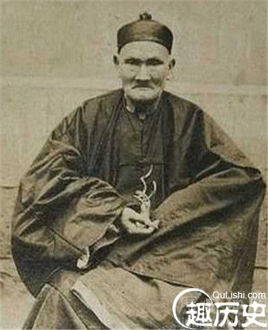李清云照片