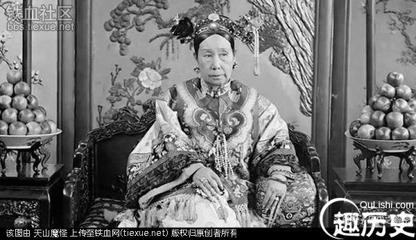 同治皇帝六岁登基时想杀一个人，可见这个人有多可恨！