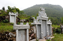 揭秘：一座祖坟成家族的秘密 是哪个传奇人物？