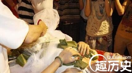 史学新说：现代女体盛的鼻祖竟出现在明朝