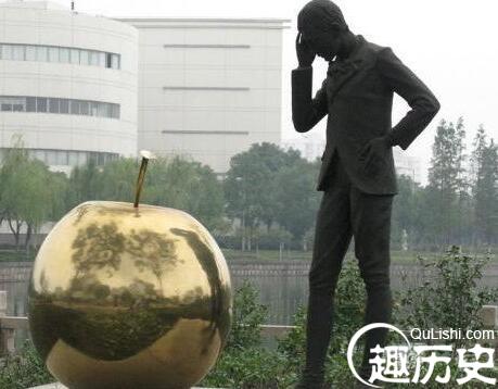 牛顿在暴风雨中内容介绍