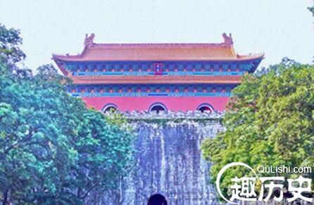 朱元璋碑文是怎样写的 朱元璋墓的介绍