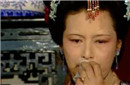 王夫人为什么要赶走金钏？又为什么要赶走晴雯呢？