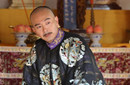 一件衣服穿十年：还有比他更为节俭的人吗？