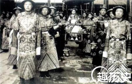 慈禧第一次看见汽车