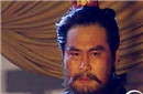 曹操的近身保镖典韦为曹操而死值得吗?