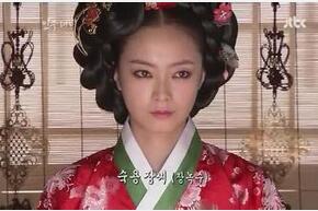 张绿水身为一介妃子为什么会被称妖女？