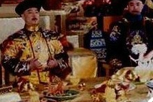 揭秘清朝皇室的饮食规范：皇帝独自品尝108道菜肴