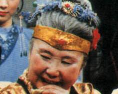 《红楼梦》中的贾母与史湘云是什么关系 贾母姓什么？