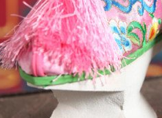清代宫女们的三寸金莲高跟鞋有多高?