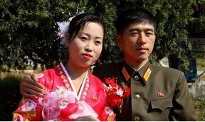 朝鲜女人为什么从来都不穿裤子只穿裙子