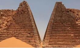 苏丹竟出现神秘金字塔：石门刻冥界之神