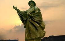 古人有多不爱洗澡：王安石的胡子竟然都有虱子