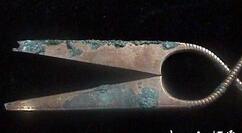 古代指甲剪:现代人剪指甲功夫还不如古人吗?