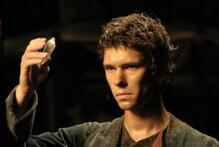 不可思议：尸油竟能被人拿来做香水用?