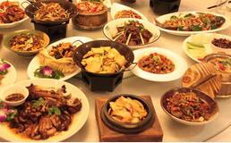 除夕夜就餐禁忌:不能和祖先争抢座位!