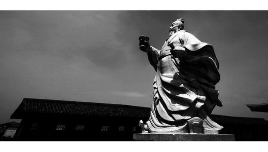 刘邦曾差点被项羽活捉能逃生全是因为楚军好色