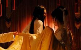 古代皇帝生活太淫乱：三个性创意供自己玩乐