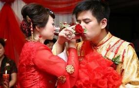 古代人结婚时喝交杯蕴含着什么深层期待?