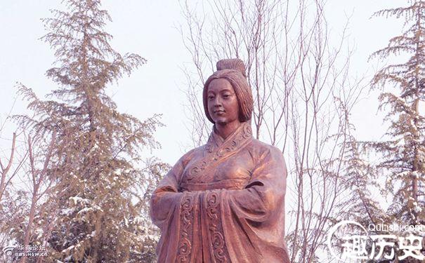宣太后芈八子的石像