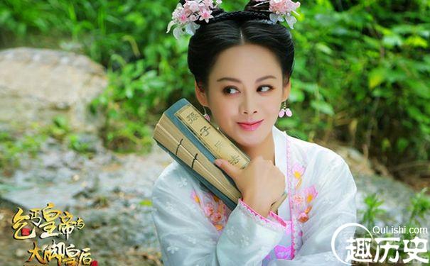 宁静扮演的马皇后.jpg