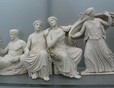 古希腊雕像都是裸体：因为裸体是英雄的标志？