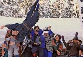 日本&ldquo;扔女婿&rdquo;：新婚男子要被&ldquo;扔&rdquo;才吉利