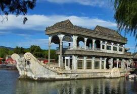 乾隆为什么要在颐和园中建造石船有何用意