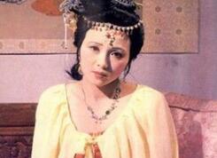 红楼梦里面秦可卿为什么会和公公有不论之恋