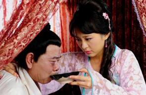 武大郎冒死娶潘金莲真的是因为贪图美貌？