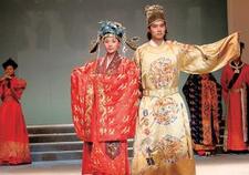 周朝女人服饰图 服装制度是立政的基础