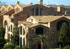 揭秘古罗马建筑为何上千年屹立可保持不倒