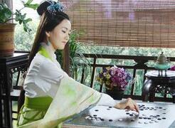 从富商的宠爱女儿变成一代名妓19岁咯血而死