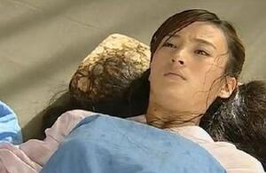 古代奇葩接生方法：吃头发唱催生歌还要遭鞭打